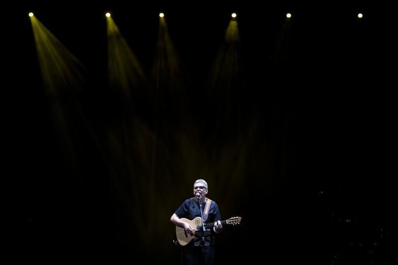 GENTE Y CULTURA 04-11-2018  LAS PALMAS DE GRAN CANARIA.  Concierto de Pedro Guerra en el Auditorio Alfredo Kraus.   FOTOS: JUAN CASTRO  | 04/11/2018 | Fotógrafo: Juan Carlos Castro