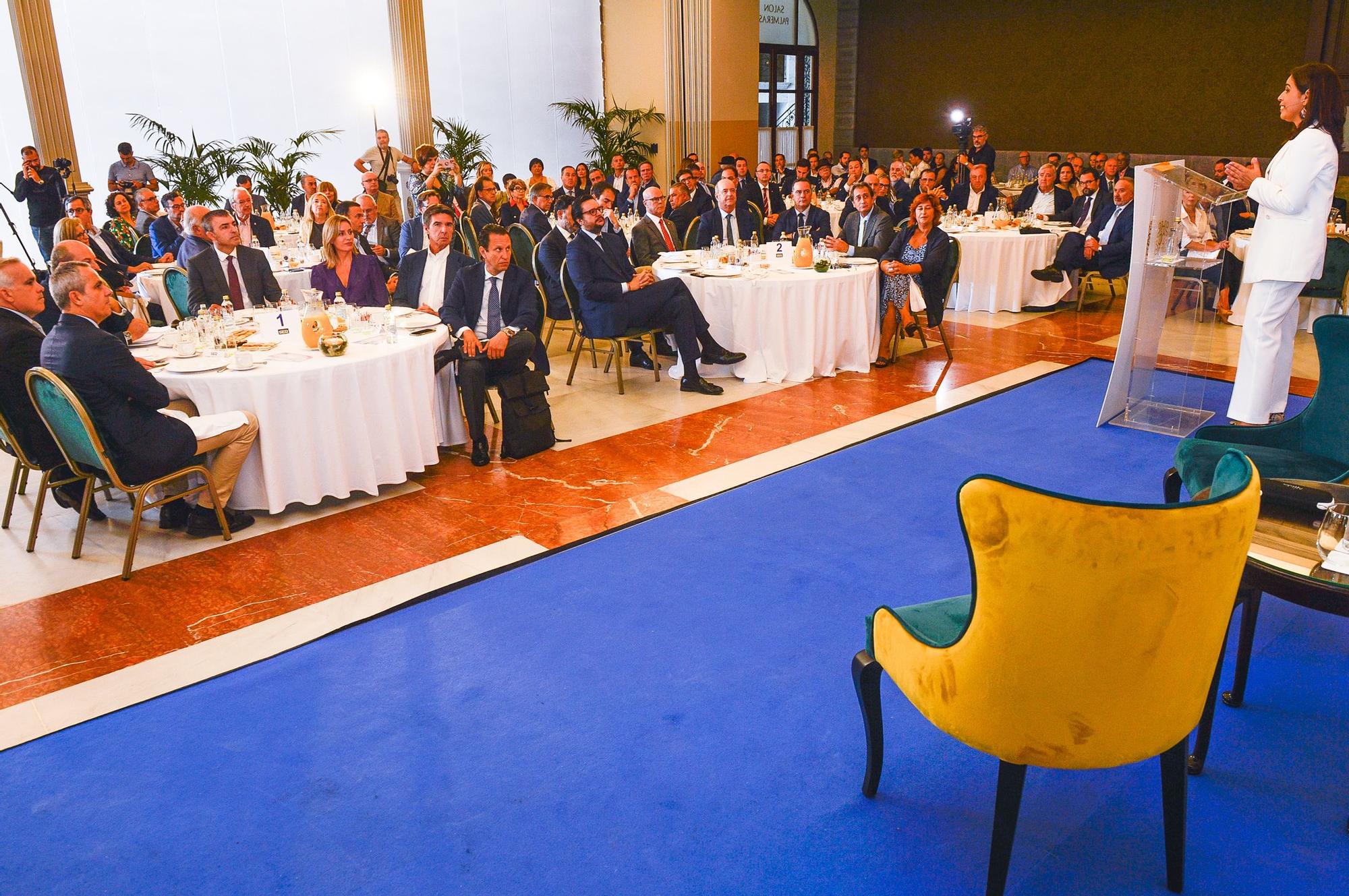 Cuca Gamarra en el Foro de Cadena Ser Canarias