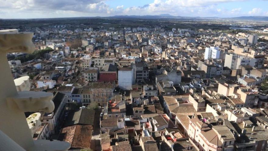 Manacor da luz verde con excepciones a transformar locales comerciales en viviendas