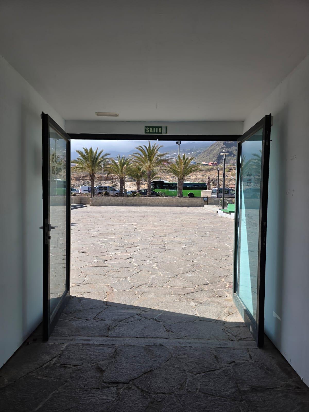 Salida de local en alquiler en Las Caletillas Punta Larga (Candelaria)