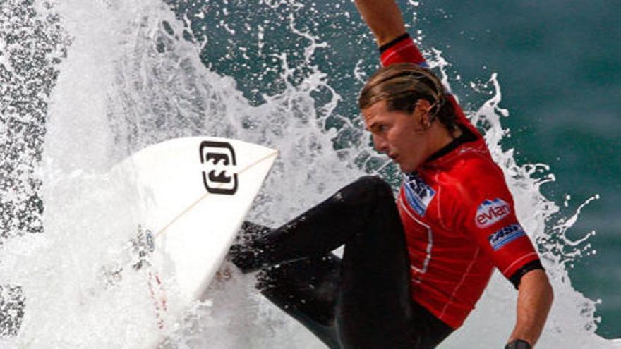 Muere de dengue Andy Irons, tricampeón del mundo de surf