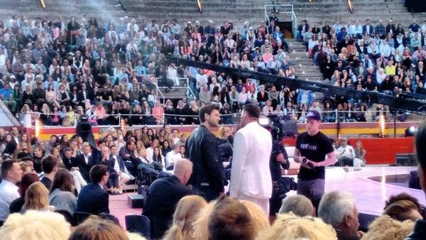 Impressionen aus dem Publikum beim Finale in der Arena.