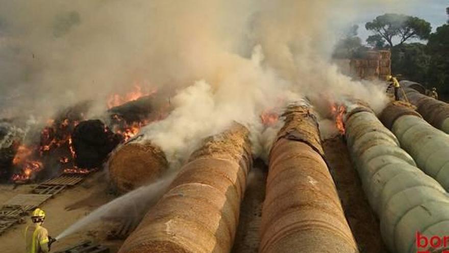 Espectacular incendi a Palafrugell