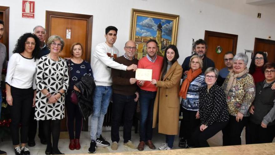 Pinoso entrega 2.700 euros a los afectados por el derrumbe de sus casas en Monóvar