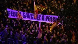 La Policía blinda la sede del PSOE en Ferraz de una manifestación contra la amnistía