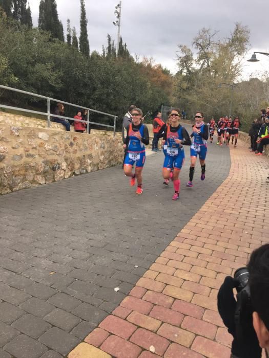 El duatlón por equipos abre la temporada de triatlón en la Región
