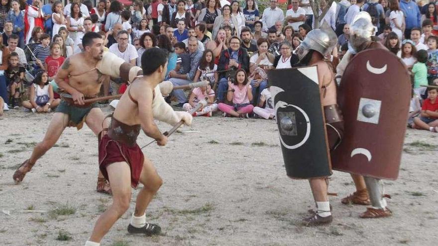 El combate de gladiadores es uno de los puntos fuertes del programa. // Alba Villar