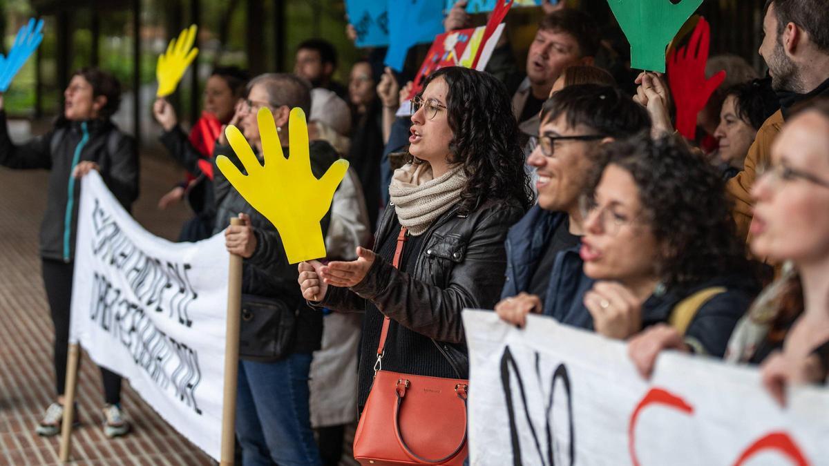 Manifestación de los trabajadores del servicio de interpretación en el ámbito educativo