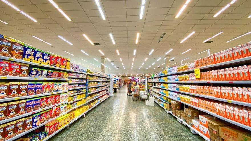 ¿Está en Canarias el supermercado más barato del país? Así es la cadena que no para de bajar sus precios