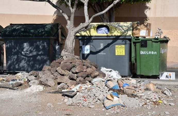 10/07/2019 CASAS NUEVAS. TELDE. Basura en el barrio de Casas Nuevas.   Fotógrafa: YAIZA SOCORRO.  | 10/07/2019 | Fotógrafo: Yaiza Socorro