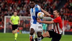 L’Espanyol punxa a Bilbao i arriba al derbi amb mala cara