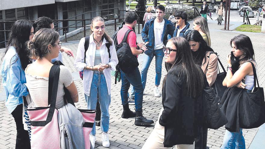 Antonio López: &quot;O importante é que estamos entre as 15 mellores universidades de España&quot;