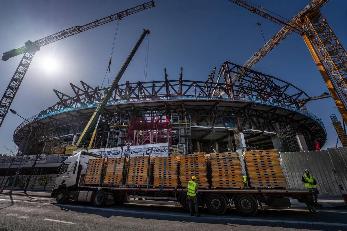 Obras del Camp Nou, este lunes, en Barcelona.