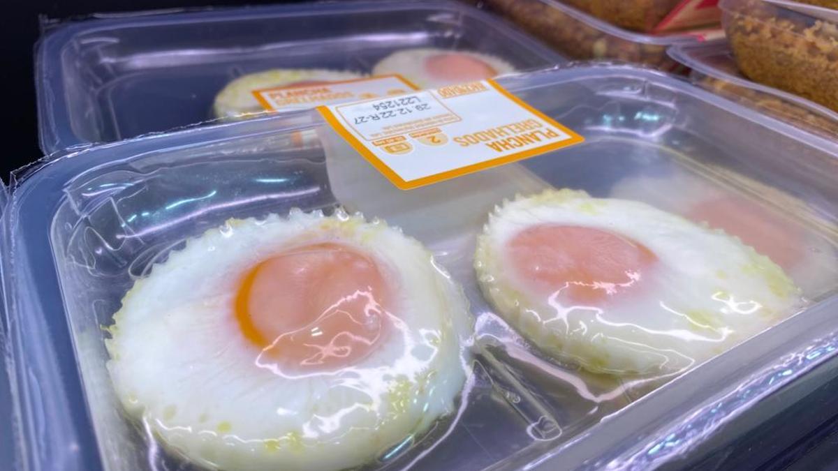 Huevos a la plancha en un Mercadona de Ibiza