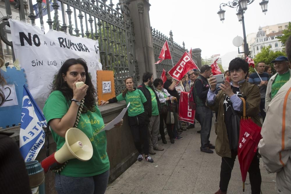 Concentración en favor de la escuela de 0 a 3 años