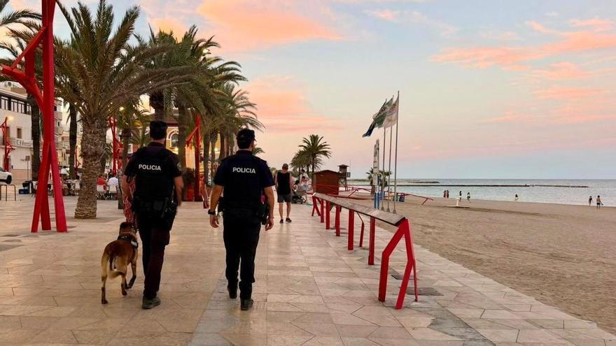 Vinaròs bringt mehr Polizisten zu Fuß ins Stadtzentrum und an die Strandpromenade