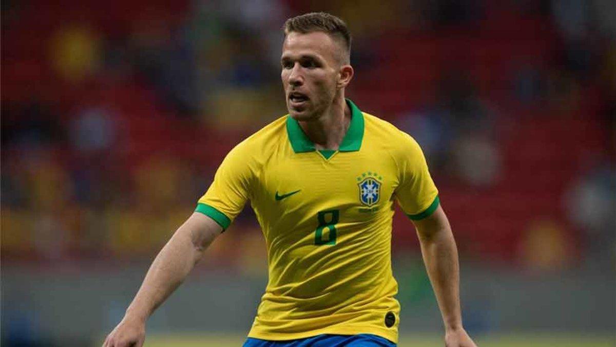 Arthur debuta como titular en esta Copa América