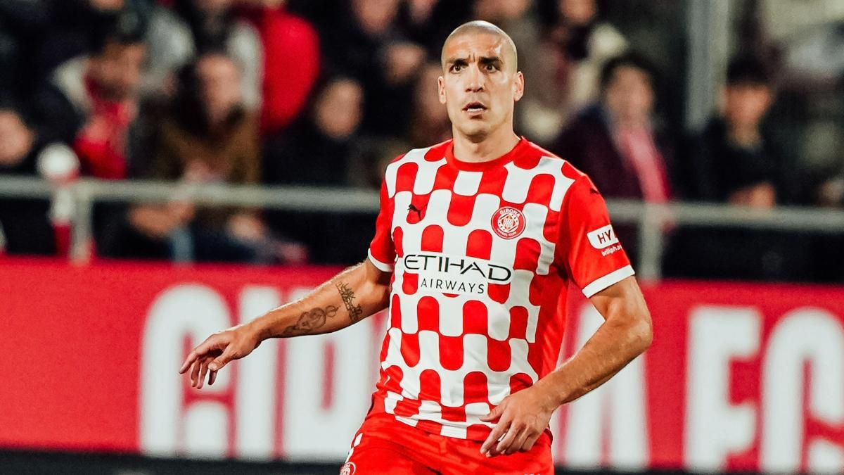 Oriol Romeu, durante un partido con el Girona