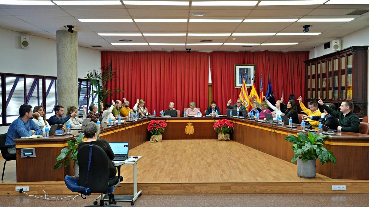 Último pleno del año este jueves en Santa Pola