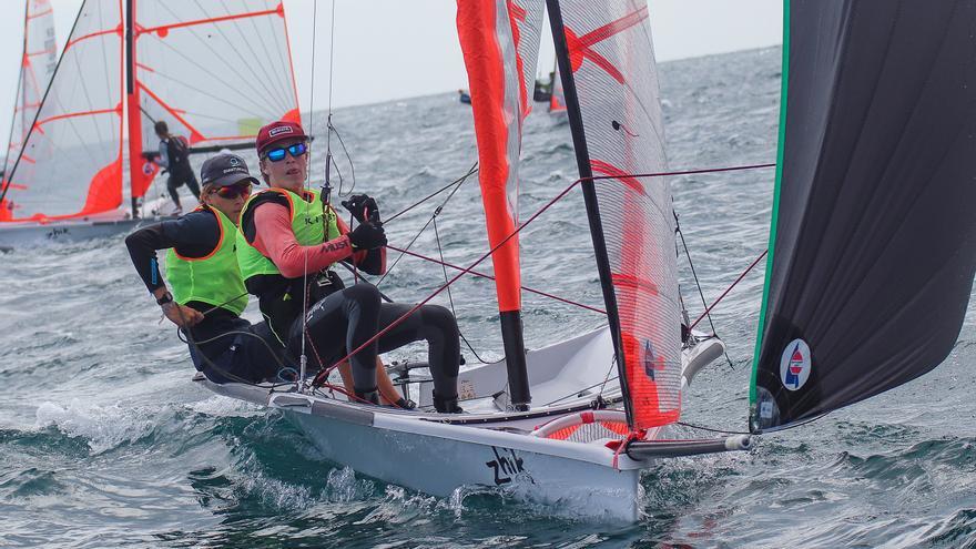 Sara e Isa Momplet y Mateo y Simón Codoñer, campeones de España 29er de vela