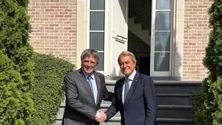 Mas visita Puigdemont a Waterloo i li desitja que sigui "la darrera Diada que passa fora de Catalunya"