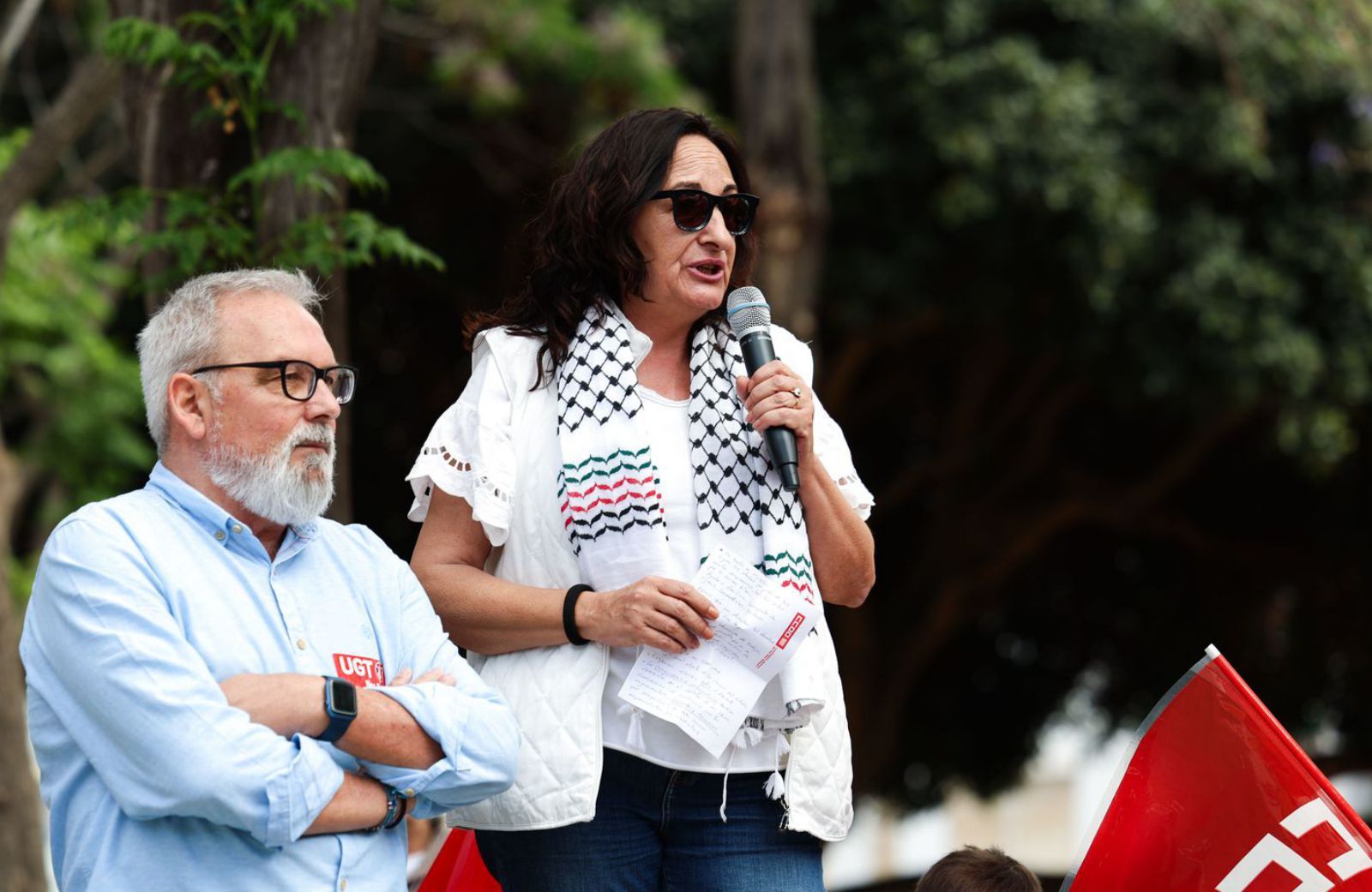 Pedro Campillo (UGT) y Consuelo López (CCOO) en la movilización del 1 de mayo de este año en Vila.