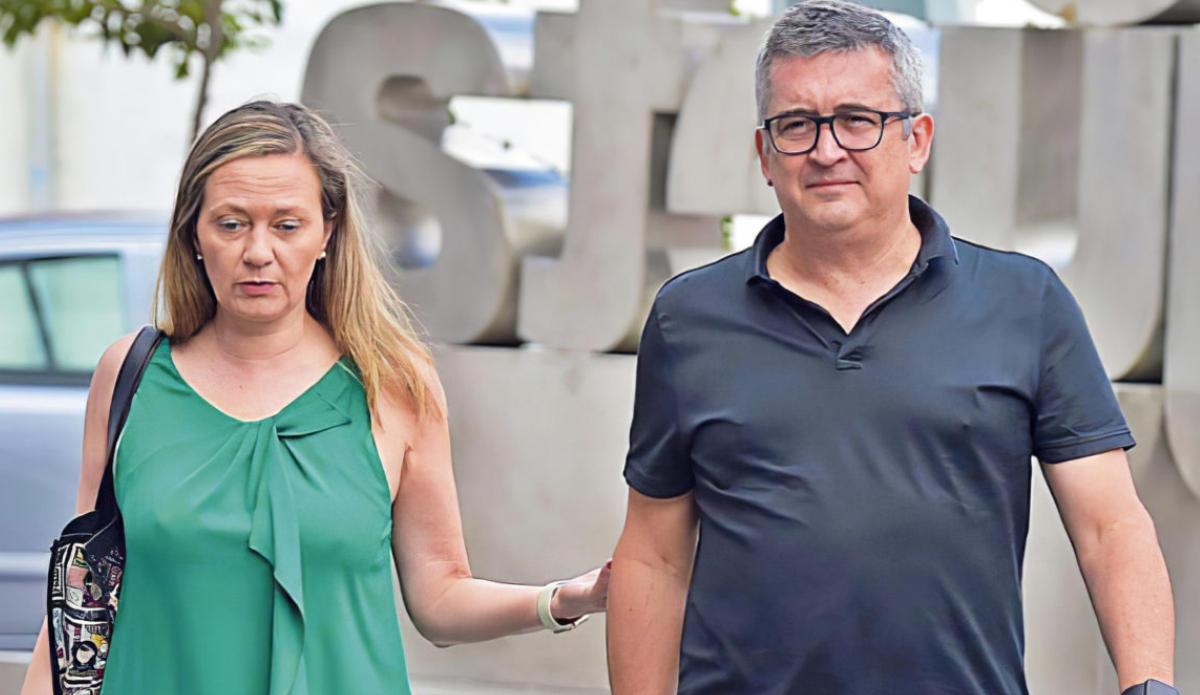 Victoria Rosell y Carlos Sosa.