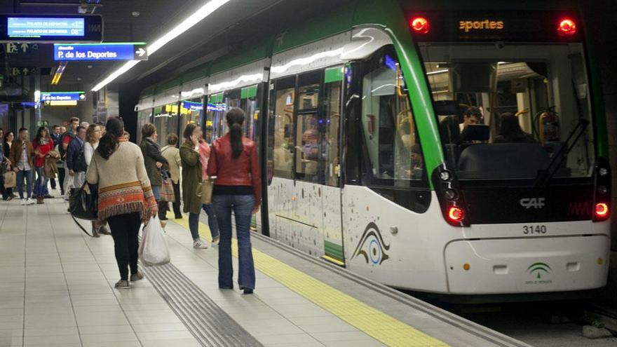 El metro mejorará la frecuencia de paso en las horas punta.