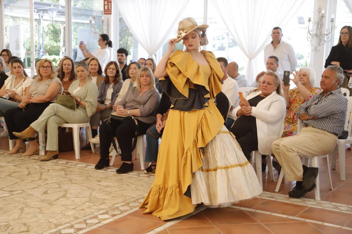 Desfile benéfico de moda flamenca a beneficio de Acodem Desfile benéfico de moda flamenca a beneficio de Acodem