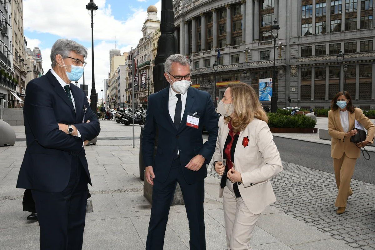 L’empresa familiar retreu a Calviño la pujada d’impostos i la llei del teletreball L’empresa familiar retreu a Calviño la pujada d’impostos i la llei del teletreball
