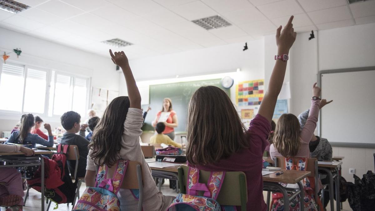 Niños en una escuela.