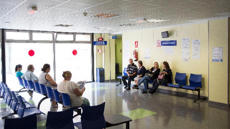 Imagen de la sala de espera de una consulta del Hospital Virgen de la Peña.