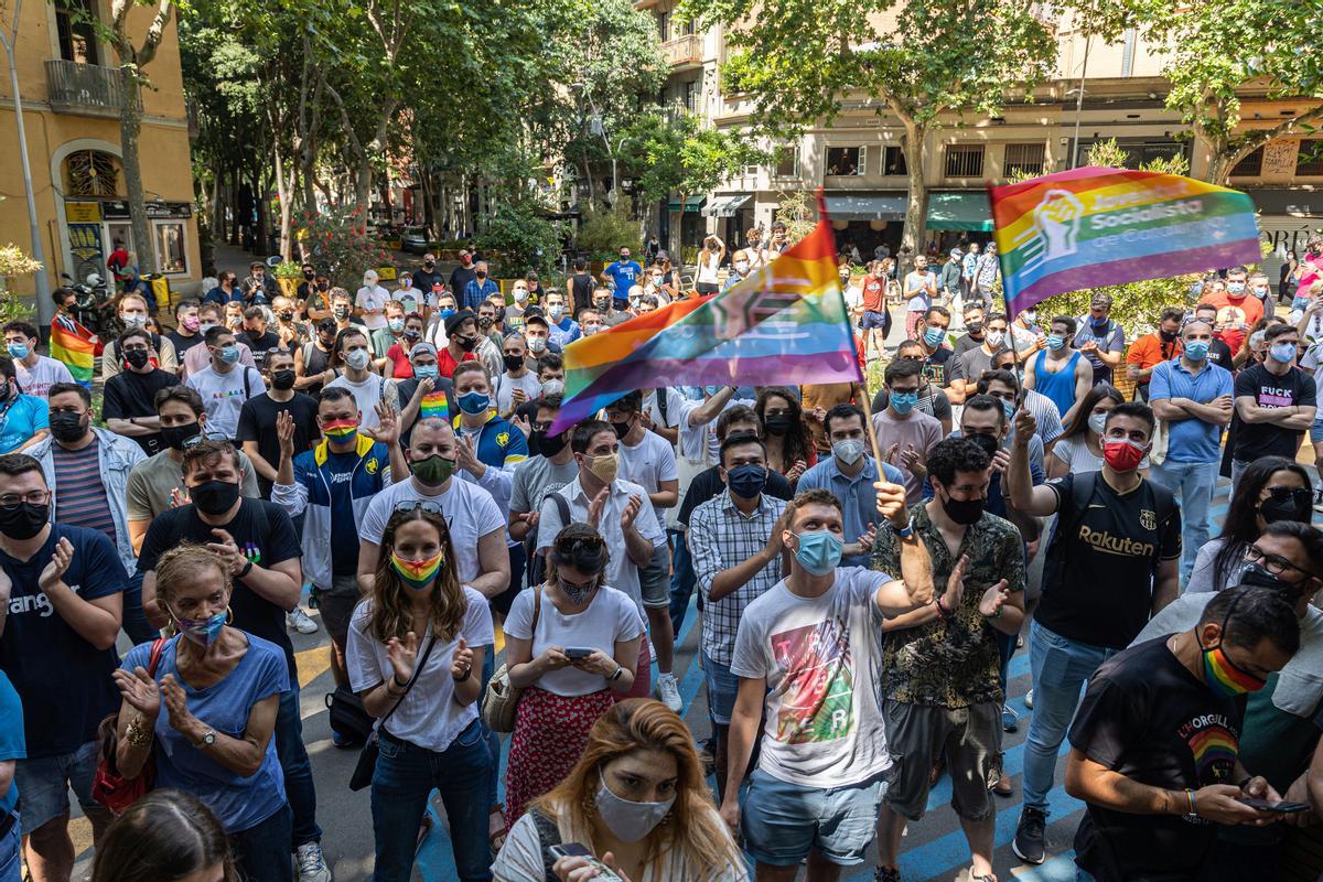 Protesta contra las agresiones homófobas convocado por la Plataforma LGTBI