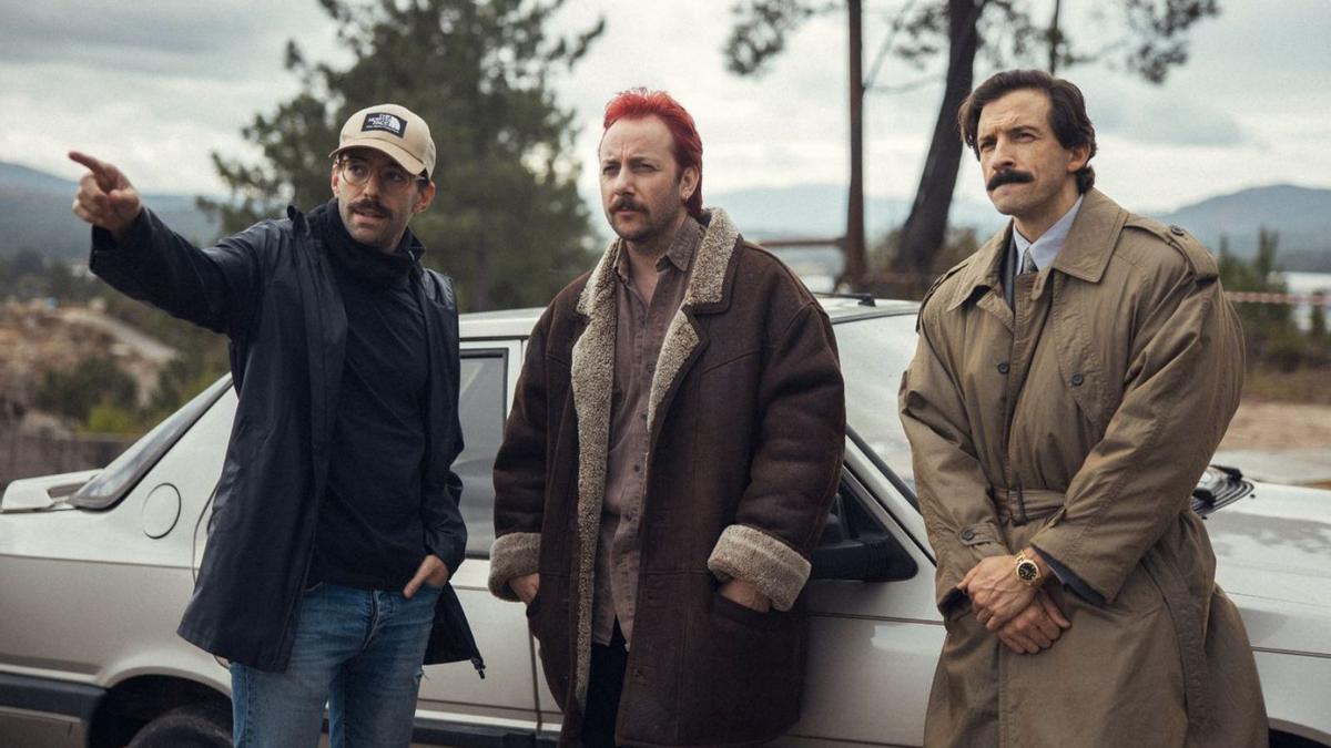 (De izq a dcha) Guillermo de Oliveira, Pepe Lorente e Ivan Marcos en el rodaje