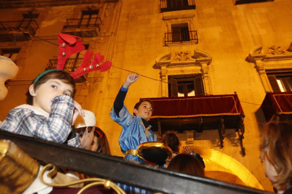 Cabalgata de los Reyes Magos en Alicante.