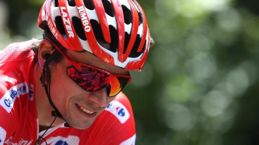 Primoz Roglic sigue liderando la Vuelta.