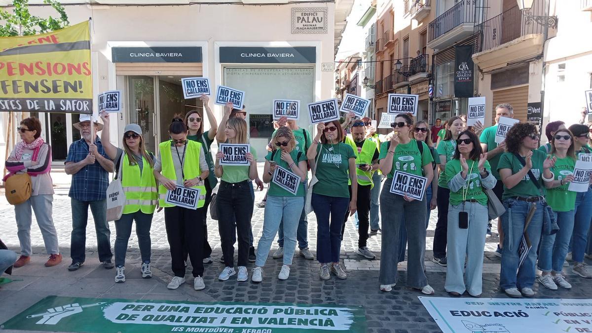 Docents en vaga, en una concentració d'aquesta setmana en Gandia