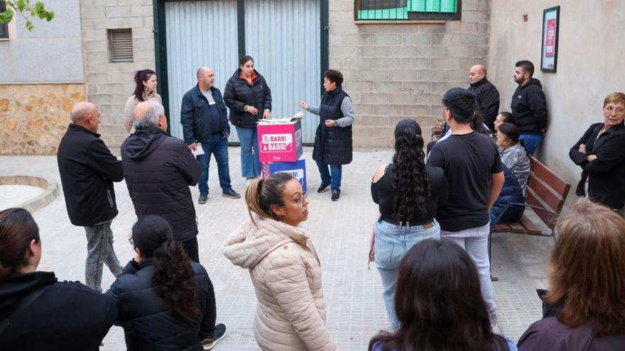 Vecinos de Monteblanco piden mejoras en parques infantiles en Onda