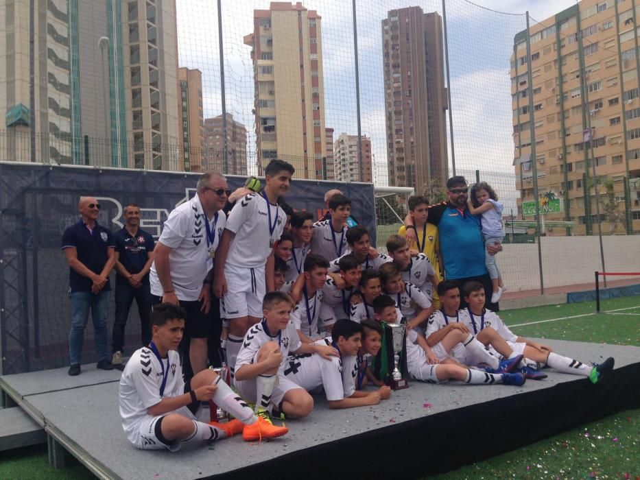 Entrega de trofeos de la Benidorm Cup