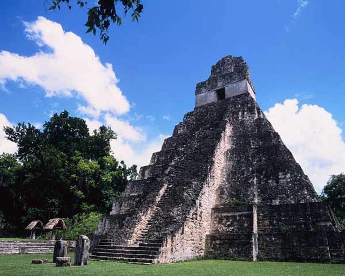 Templo de las Máscaras o Templo II.