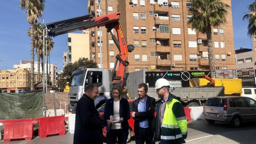 La Concejala reunida con los técnicos