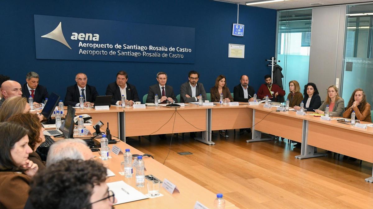 Reunión en Santiago del Grupo de Conectividad Aérea de Galicia