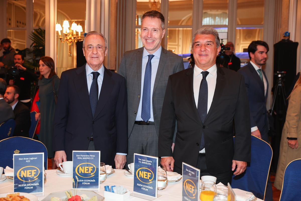 Florentino Pérez, Bernd Reichart, de la Superliga, y Joan Laporta, en una reunión.