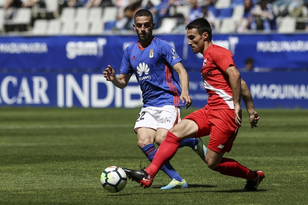 El partido entre el Real Oviedo y el Sevilla Atlético, en imágenes