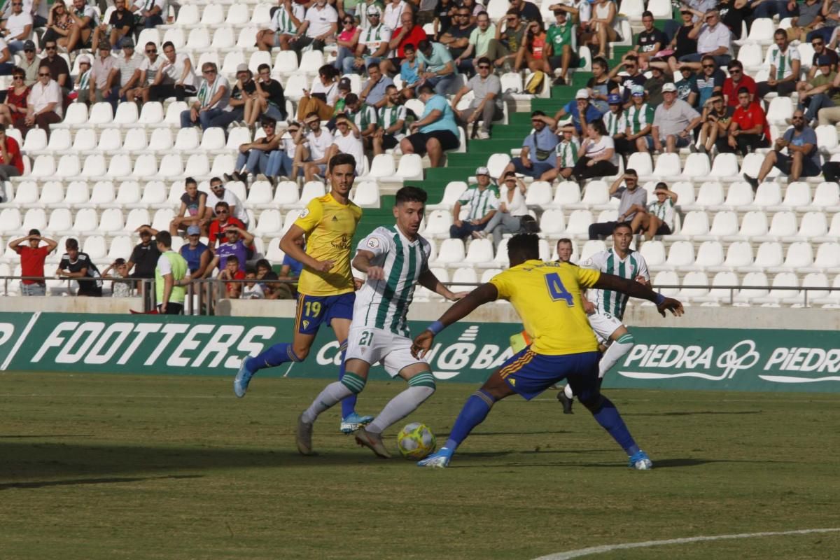 Las imágenes del Córdoba CF-Cádiz B