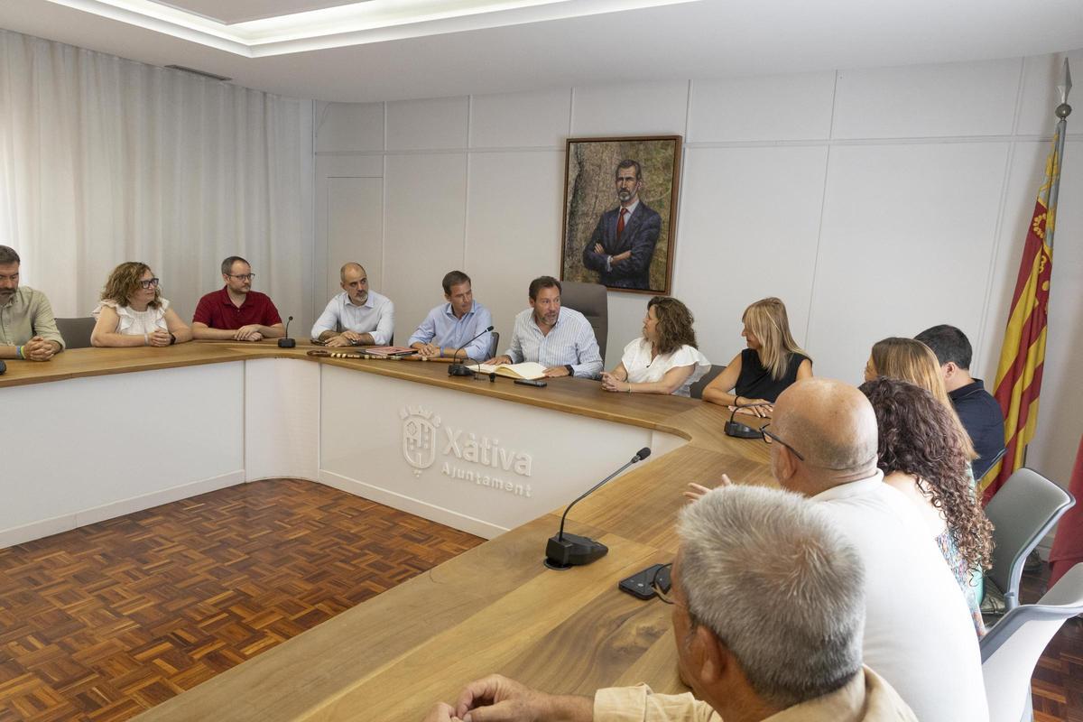 La visita del ministro Óscar Puente a Xàtiva, en imágenes