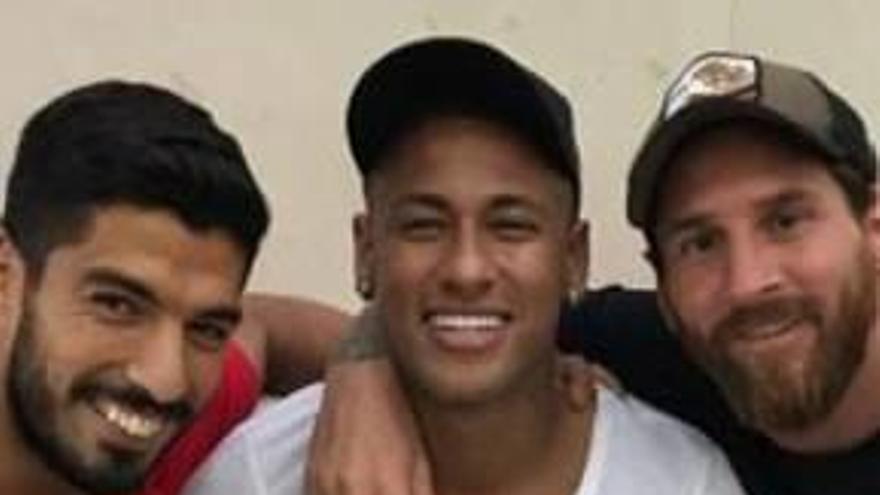 Comida fraternal en el Barça para suturar heridas tras la polémica con Neymar