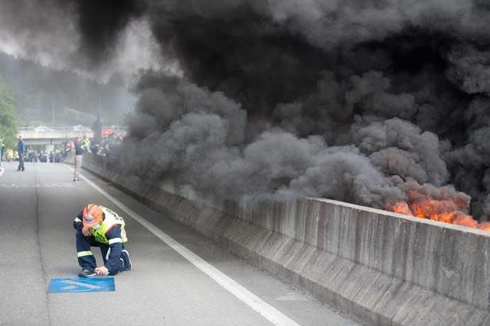 Protestas contra los despidos en Alcoa San Cibrao