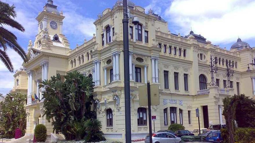 Vista de la Casona del Parque, el emblemático edificio en el que se ubica el Ayuntamiento de la capital malagueña.