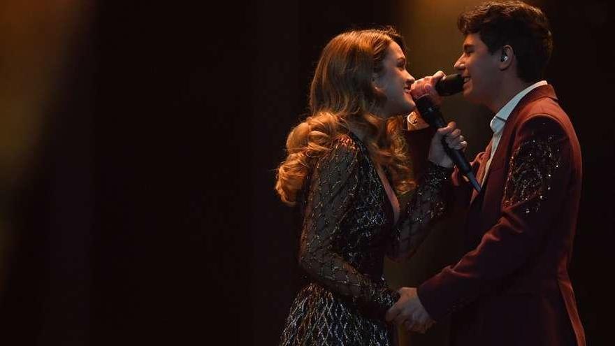 Amaia y Alfred, durante su actuación en la final de Lisboa. // Fransisco Leong